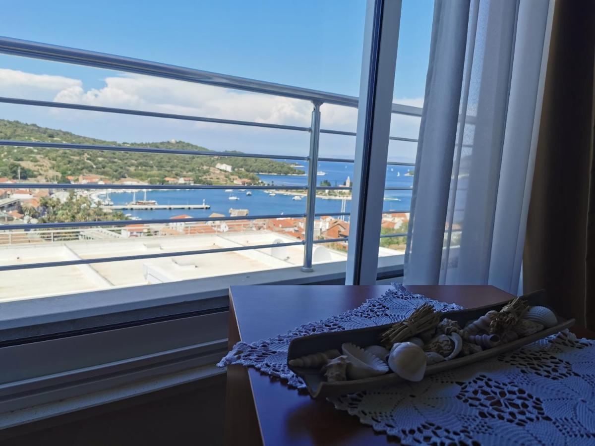 Villa Bellevue Vis Exterior photo