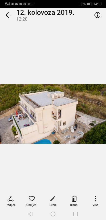 Villa Bellevue Vis Exterior photo